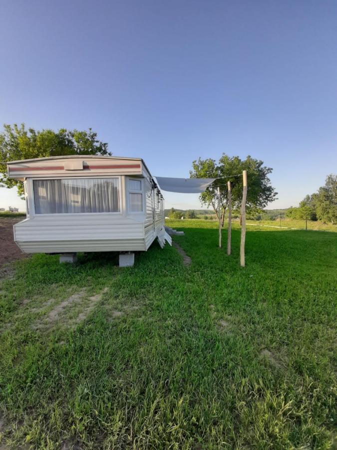 Gosp. Agroturystyczne Stary Gaj Villa Zerkowice Exterior photo