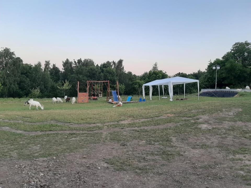Gosp. Agroturystyczne Stary Gaj Villa Zerkowice Exterior photo